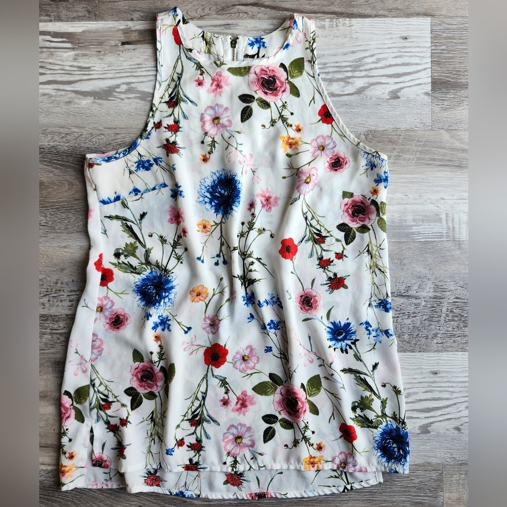 Floral Tank Top Women’s Small White Boho Sleeveless Blouse Flow